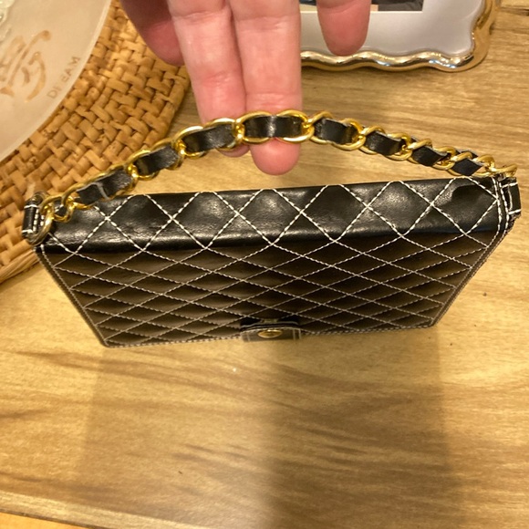 Sophisticated Black and Gold Quilted Notebook - Picture 4 of 10